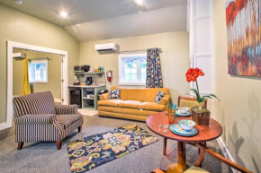 Welcoming Downtown Branson Cottage with Pool Access!
